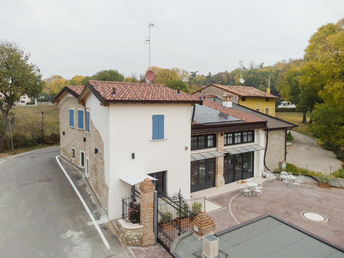 Corte Mira Lonato del Garda Exterior foto